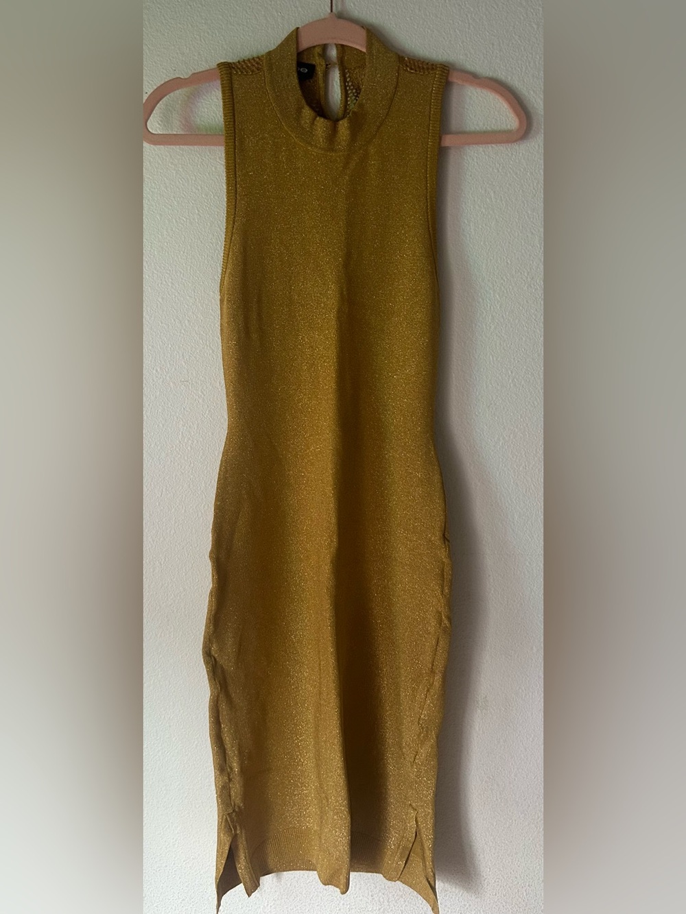 BeBe Gold Sleeveless Metallic Midi Dress